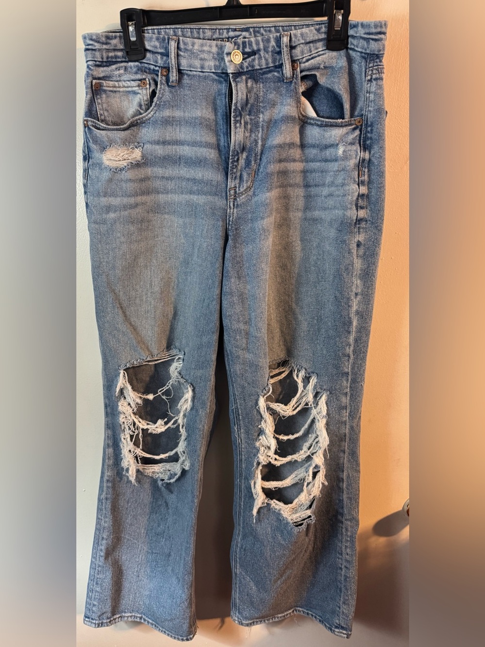 American Eagle Outfitters Light Blue Straight Leg Distressed Jeans Size 12